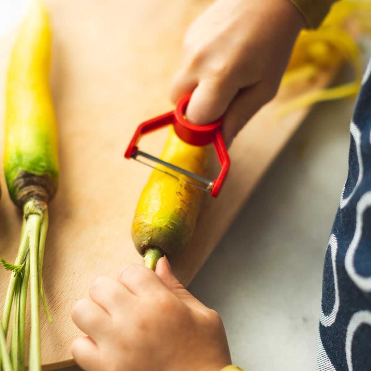 Opinel Le Petit Chef Peeler For Children and Teaching Food Prep and Kitchen Safety, Made in France - Image 5