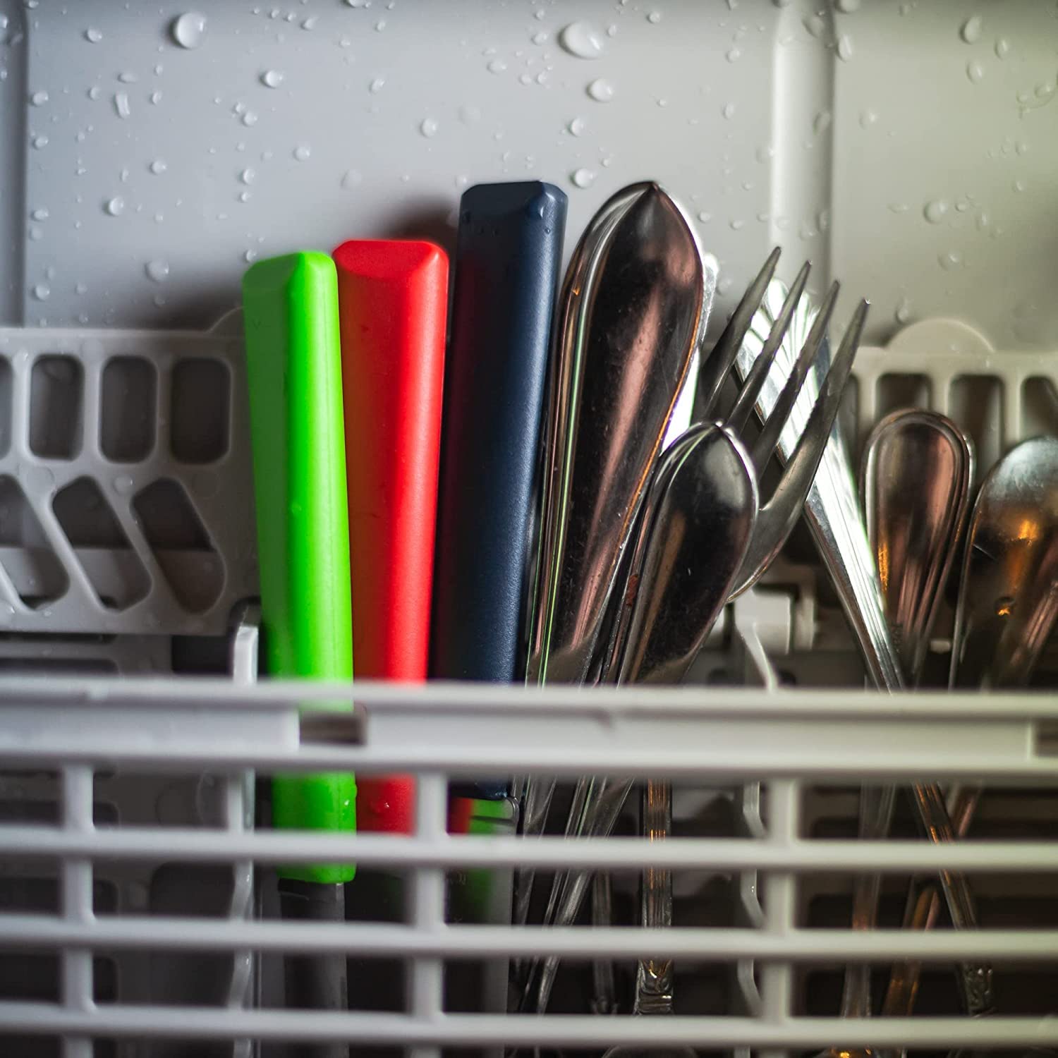 OPINEL Les Essentials+ Small Kitchen Prep 3 Piece Knife Set - Paring Knife, Serrated Knife, Peeler, Corrosion Resistant + Dishwasher Safe, Made in France - Image 4